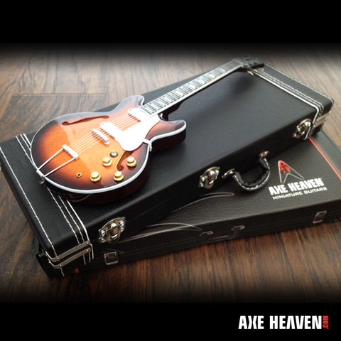 AXE HEAVEN® Miniature Classic Black Guitar Case Replica